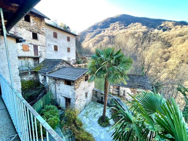 Villa Indipendente in vendita a Piemonte, Verbano-cusio-ossola