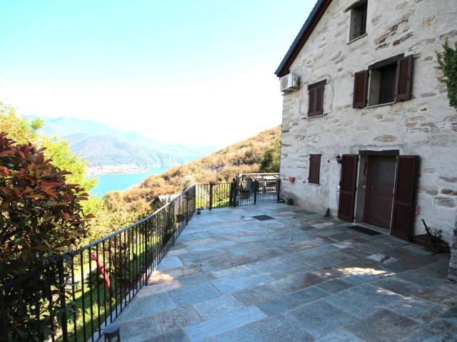 Villa Indipendente in vendita a Piemonte, Verbano-cusio-ossola