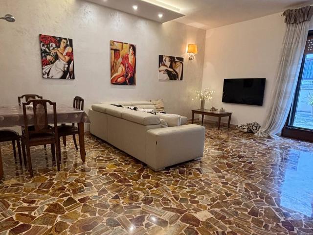 Villa Indipendente in vendita a Puglia, Barletta-andria-trani