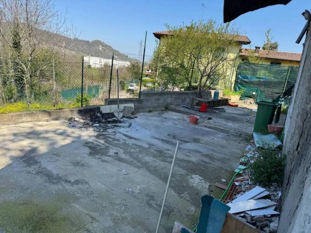 Villa Indipendente in vendita a Val d’Enza, Re