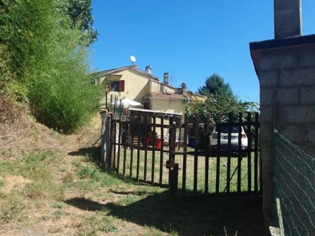 Villa Indipendente in vendita a Cantagallo, Toscana