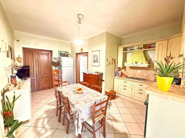Villa Indipendente in vendita a Cantalice, Lazio