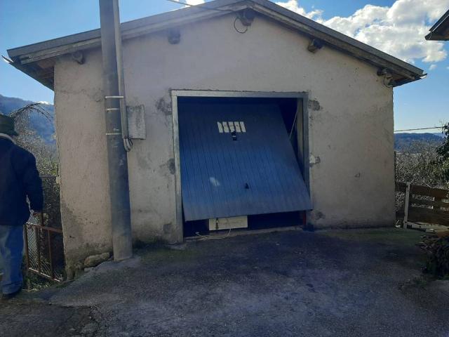 Villa Indipendente in vendita a Cantalice, Lazio