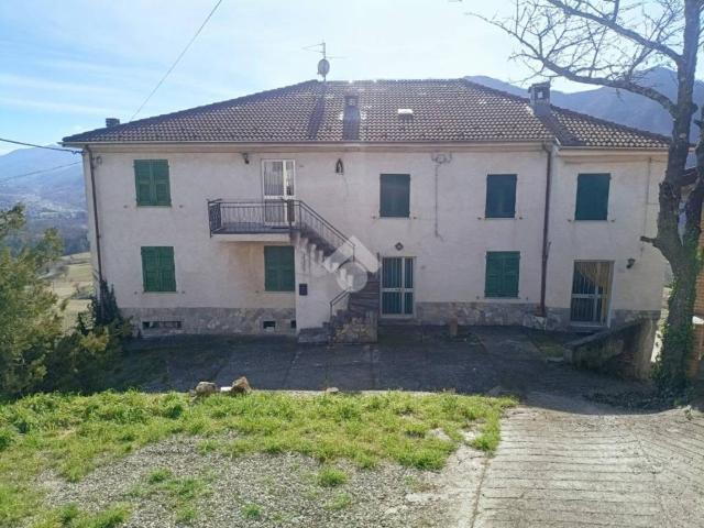 Villa Indipendente in vendita a Piemonte, Alessandria