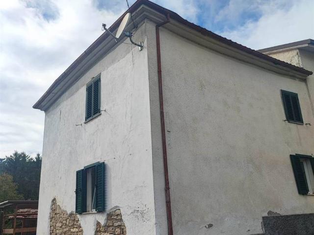 Villa Indipendente in vendita a Piemonte, Alessandria