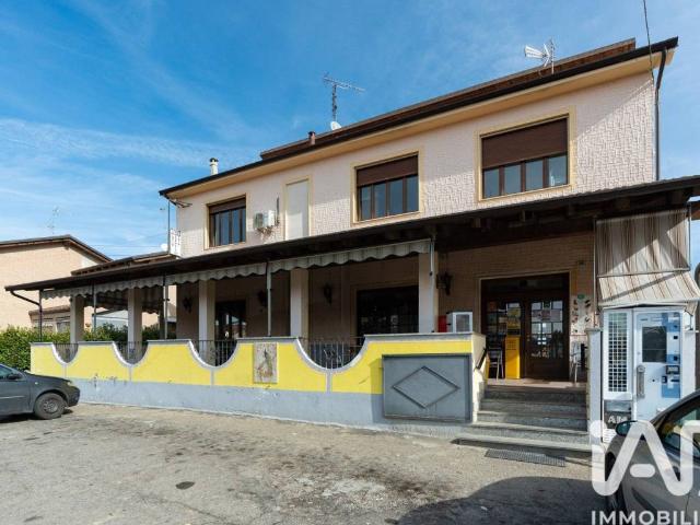 Villa Indipendente in vendita a Piemonte, Asti