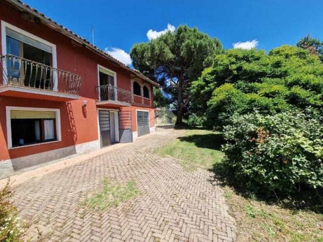 Villa Indipendente in vendita a Piemonte, Asti