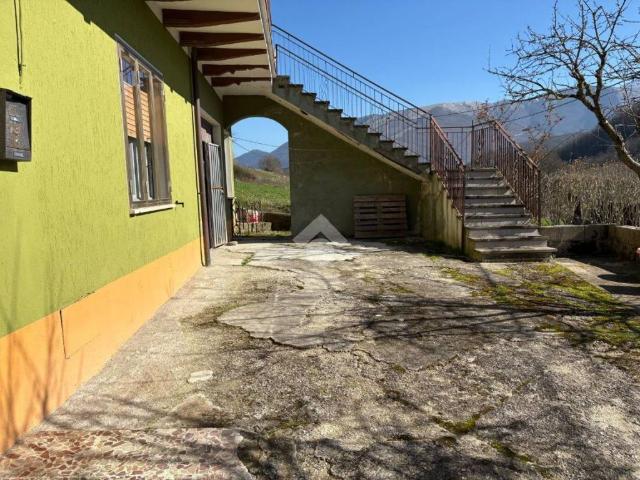 Villa Indipendente in vendita a Marche, Pesaro E Urbino