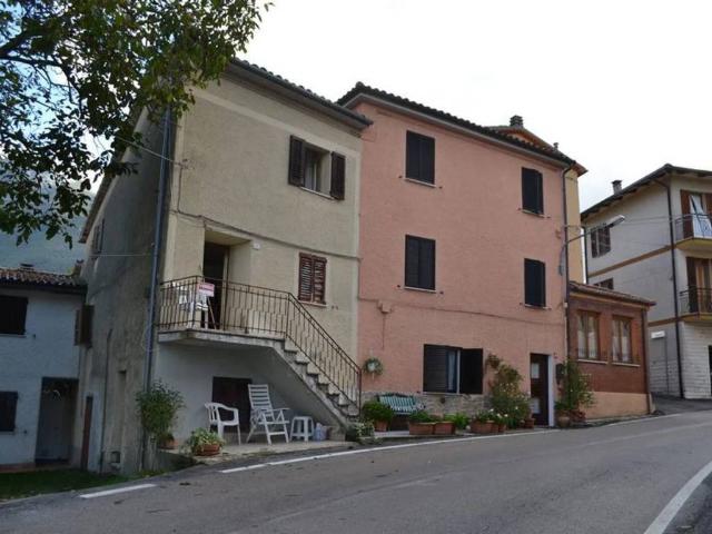 Villa Indipendente in vendita a Marche, Pesaro E Urbino