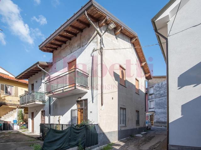 Villa Indipendente in vendita a Cantù, Lombardia