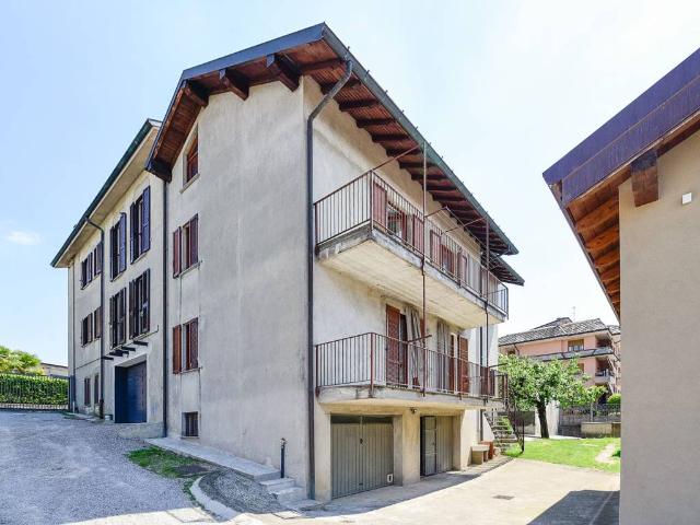 Villa Indipendente in vendita a Cantù, Lombardia