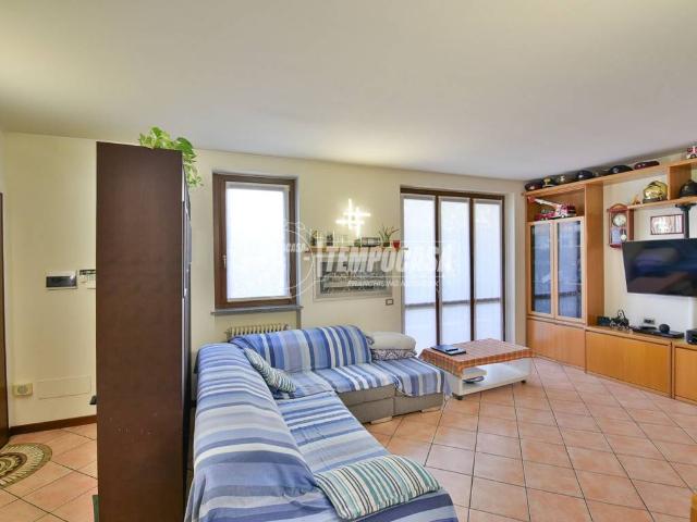 Villa Indipendente in vendita a Cantù, Lombardia