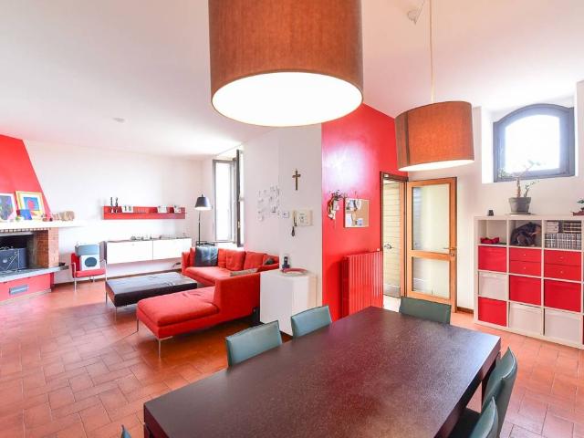 Villa Indipendente in vendita a Villaggio Trieste, Cantù