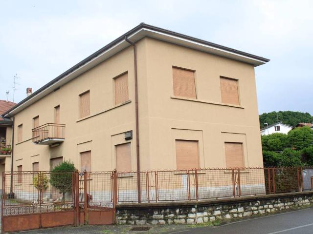 Villa Indipendente in vendita a Cantù, Lombardia