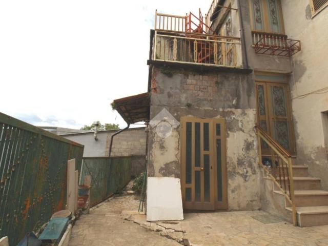 Villa Indipendente in vendita a Canzano, Abruzzo