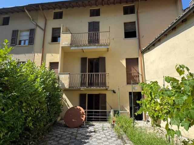 Villa Indipendente in vendita a San Francesco, Canzo