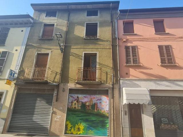 Villa Indipendente in vendita a Caorso, Reggio Emilia