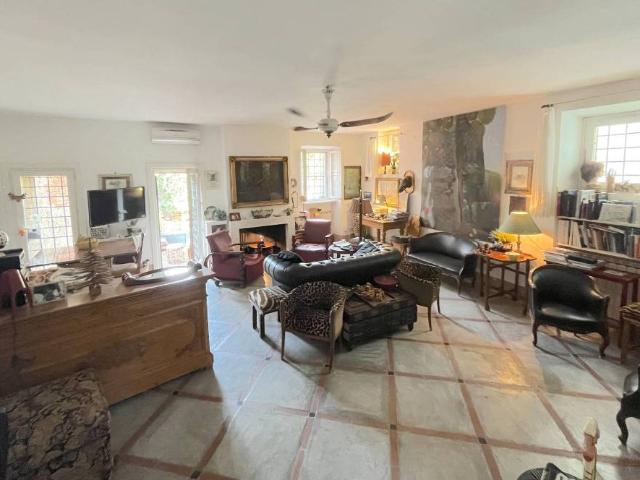 Villa Indipendente in vendita a Capalbio, Toscana