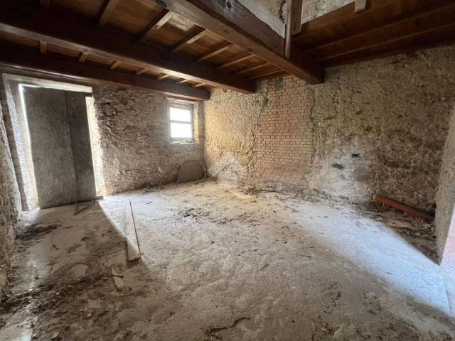 Villa Indipendente in vendita a San Ginese di Compito, Capannori