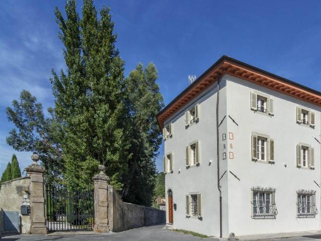 Villa Indipendente in vendita a Capannori, Toscana