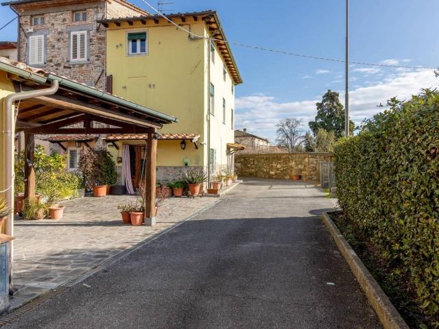 Villa Indipendente in vendita a Santa Margherita, Capannori