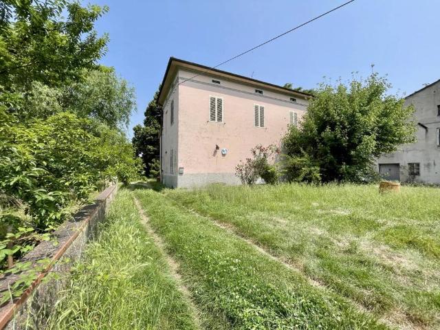 Villa Indipendente in vendita a Capannori, Toscana