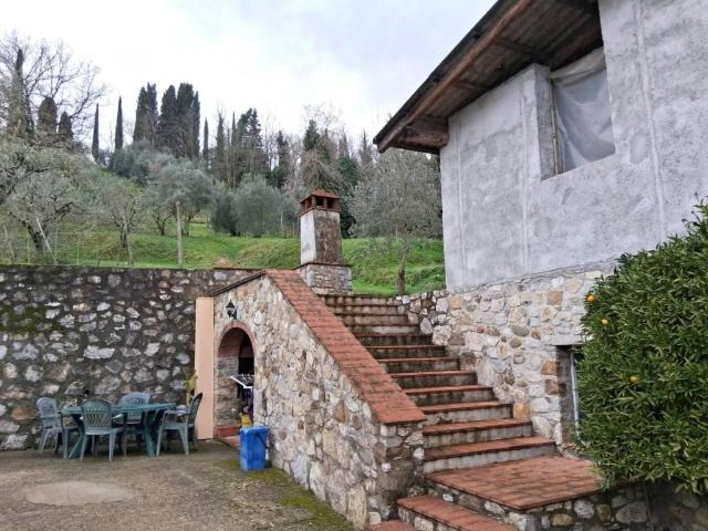 Villa Indipendente in vendita a Tofori, Capannori