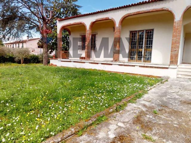 Villa Indipendente in vendita a San Leonardo in Treponzio, Capannori
