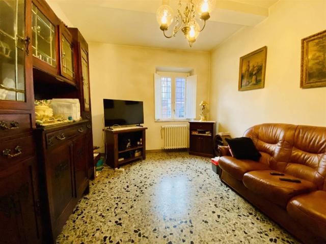 Villa Indipendente in vendita a San Colombano, Capannori