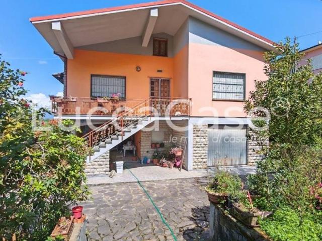 Villa Indipendente in vendita a Capannori, Toscana