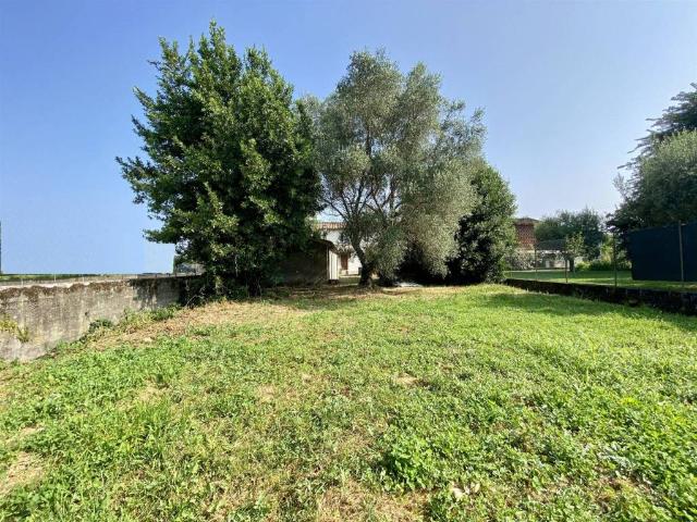 Villa Indipendente in vendita a Capannori, Toscana