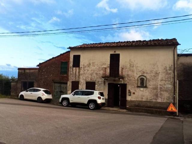 Villa Indipendente in vendita a Tofori, Capannori