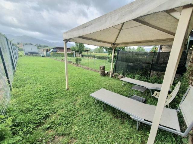 Villa Indipendente in vendita a Parezzana, Capannori