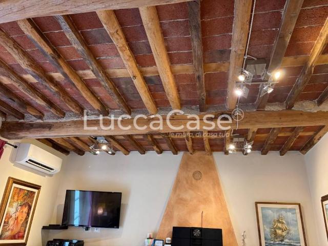 Villa Indipendente in vendita a Capannori, Toscana