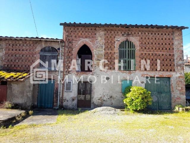 Villa Indipendente in vendita a Capannori, Toscana
