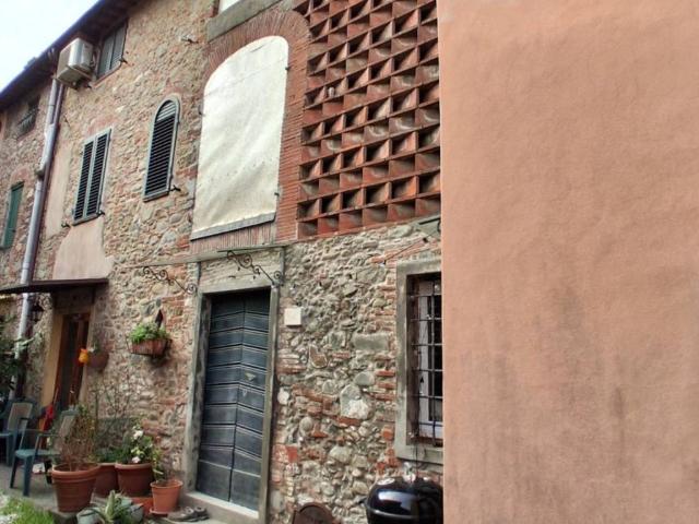 Villa Indipendente in vendita a Capannori, Toscana