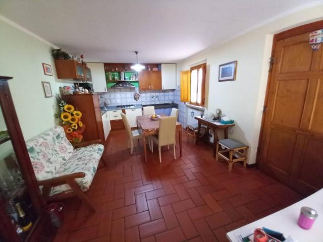 Villa Indipendente in vendita a Capannori, Toscana