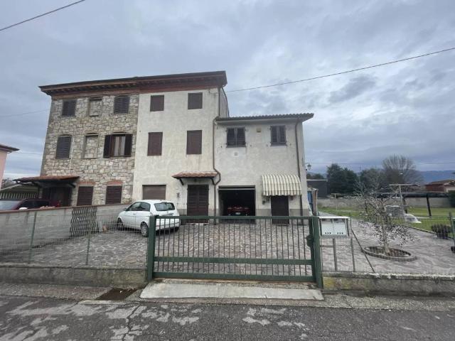 Villa Indipendente in vendita a Capannori, Toscana