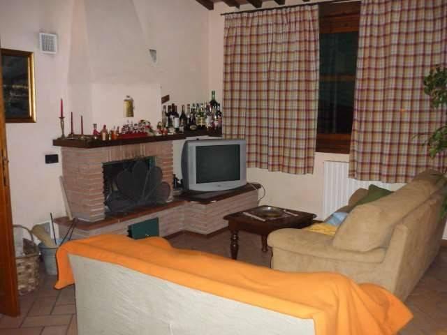 Villa Indipendente in vendita a San Leonardo in Treponzio, Capannori