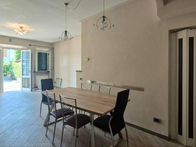 Villa Indipendente in vendita a Capannori, Toscana