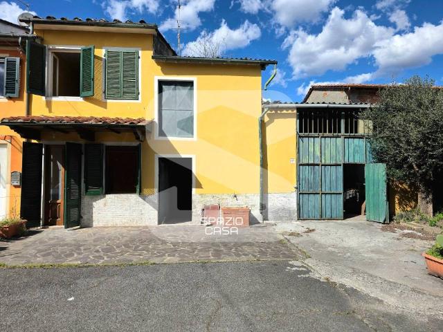 Villa Indipendente in vendita a Capannori, Toscana