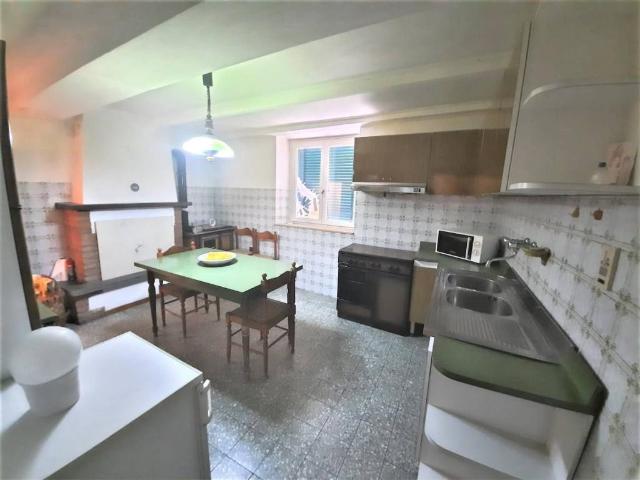 Villa Indipendente in vendita a Tofori, Capannori