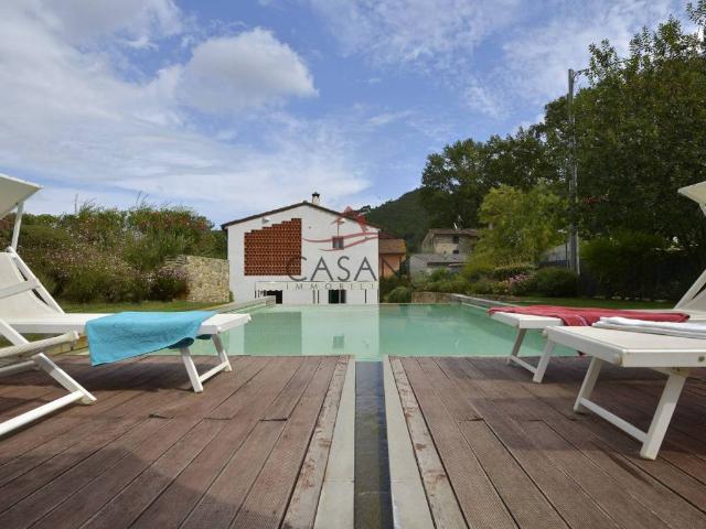 Villa Indipendente in vendita a Coselli, Capannori