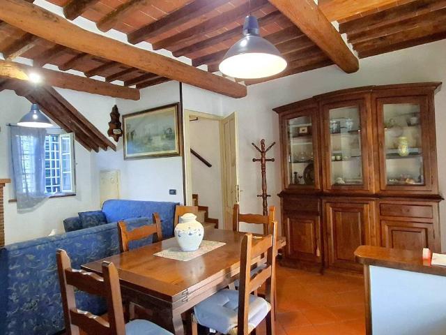 Villa Indipendente in vendita a Capannori, Toscana