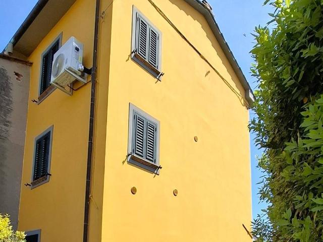 Villa Indipendente in vendita a Capannori, Toscana
