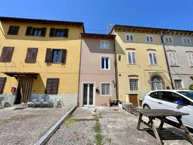 Villa Indipendente in vendita a Carraia, Capannori