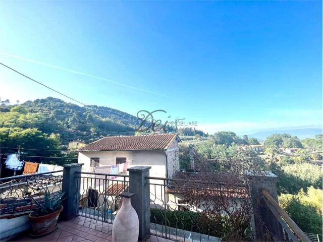 Villa Indipendente in vendita a Capannori, Toscana