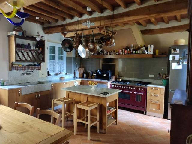 Villa Indipendente in vendita a Camigliano, Capannori