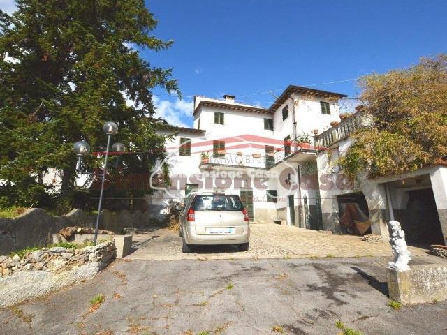 Villa Indipendente in vendita a Capannori, Toscana