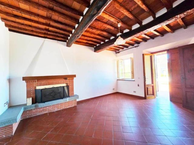 Villa Indipendente in vendita a Capannori, Toscana